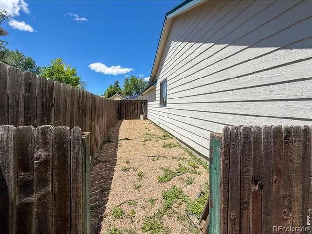 1617 24th Avenue Longmont, CO 80501