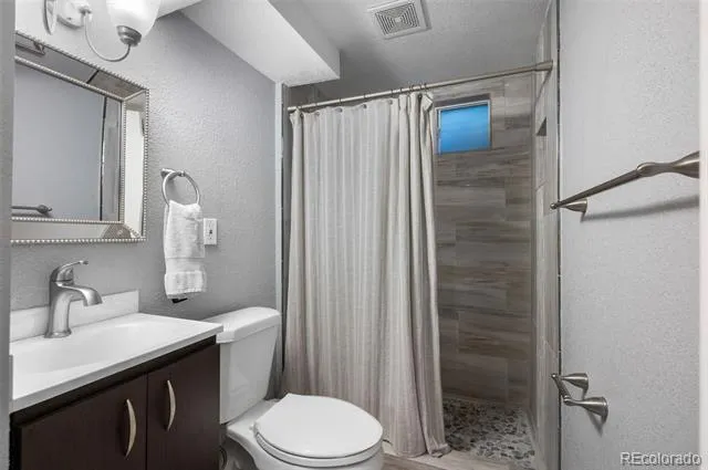 8395 W 64th Avenue Arvada, CO 80004