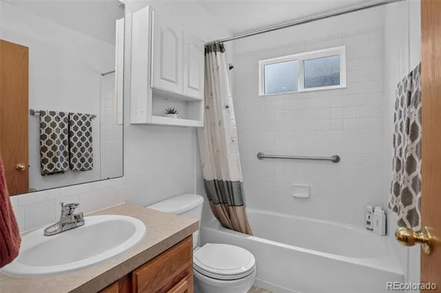 8466 Keenland Way Wellington, CO 80549