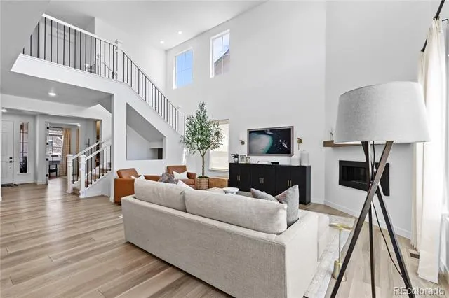 3918 Doubletrack Lane Castle Rock, CO 80108