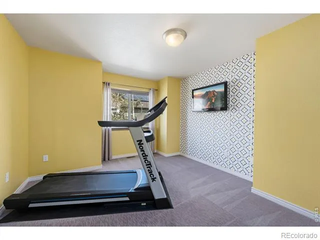 405 Raymond Court Lyons, CO 80540