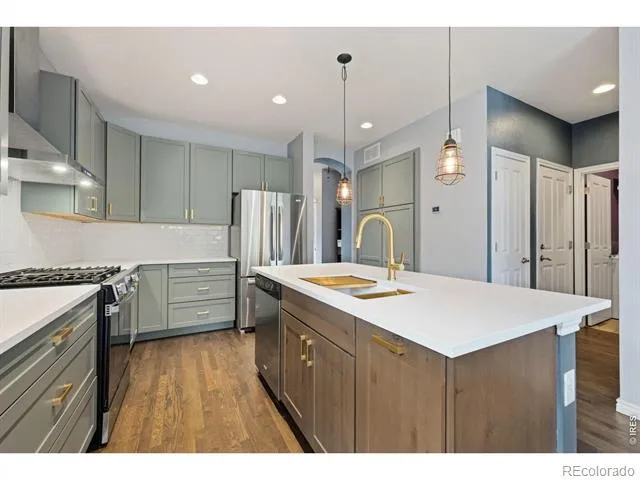 405 Raymond Court Lyons, CO 80540