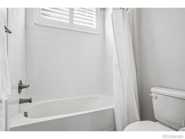 8607 Holman Circle Arvada, CO 80005