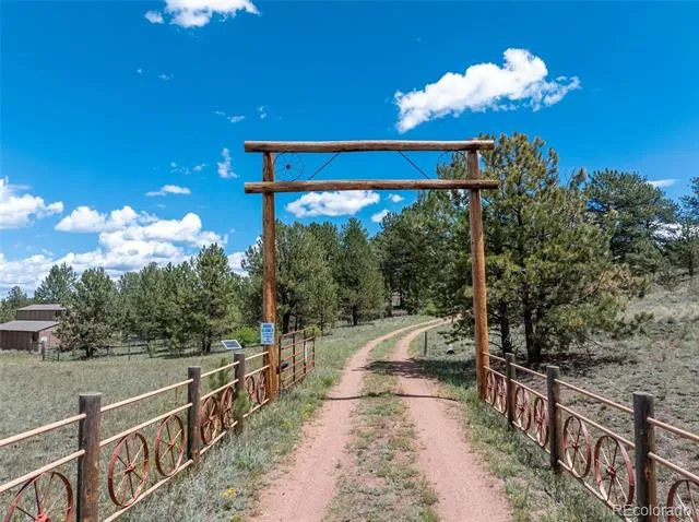 6960 County Rd 71 Guffey, CO 80820