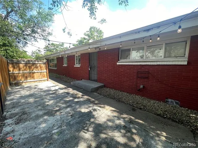 1930 Dallas Street Aurora, CO 80010