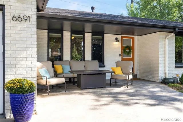 6691 W 10th Place Denver, CO 80214