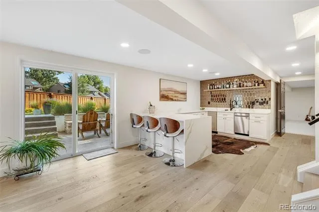 6691 W 10th Place Denver, CO 80214
