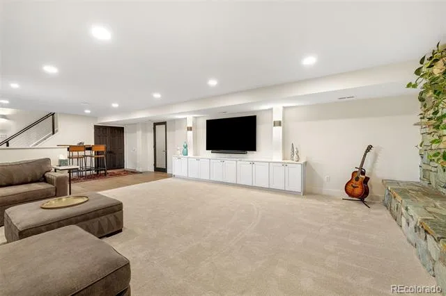 6691 W 10th Place Denver, CO 80214