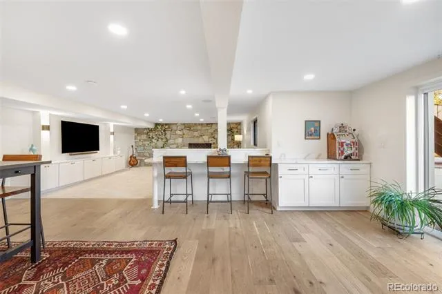 6691 W 10th Place Denver, CO 80214