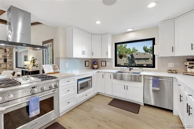 6691 W 10th Place Denver, CO 80214