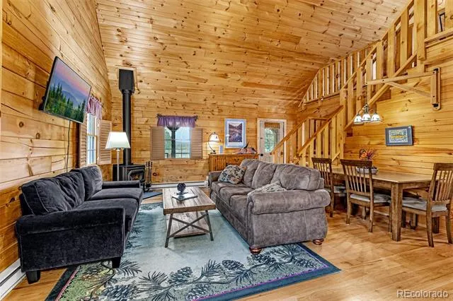 322 Phoebus Drive Florissant, CO 80816