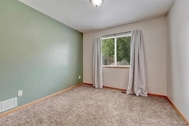 1112 Country Acres Court Johnstown, CO 80534