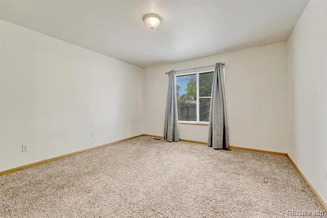 1112 Country Acres Court Johnstown, CO 80534