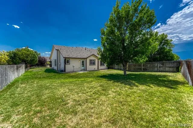 1112 Country Acres Court Johnstown, CO 80534