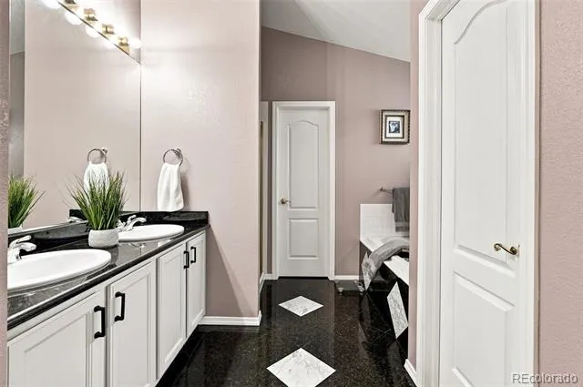 9836 Florence Place Highlands Ranch, CO 80126