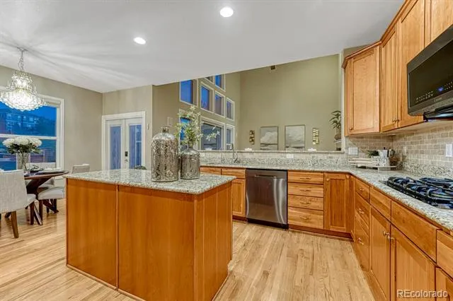 6942 Esperanza Drive Castle Pines, CO 80108