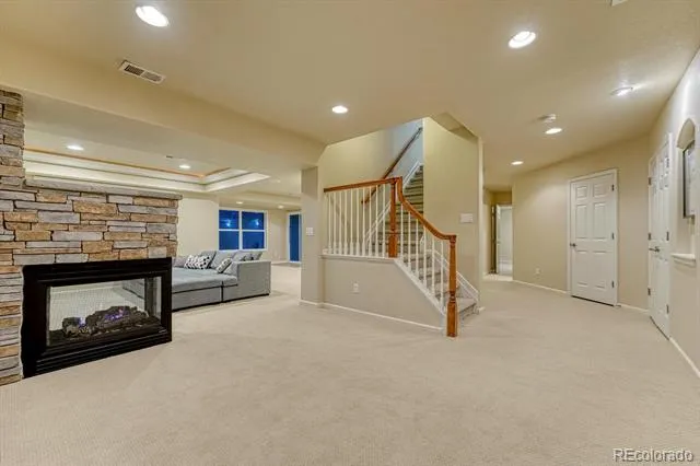 6942 Esperanza Drive Castle Pines, CO 80108