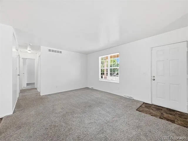4538 S Nucla Street Aurora, CO 80015