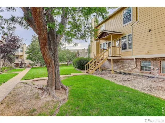 3200 Azalea Drive #F2 Fort Collins, CO 80526