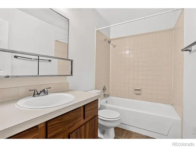 3200 Azalea Drive #F2 Fort Collins, CO 80526