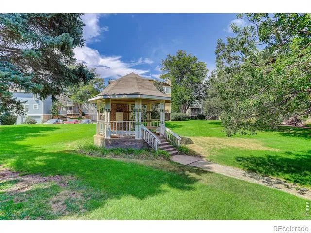 3200 Azalea Drive #F2 Fort Collins, CO 80526
