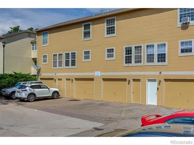 3200 Azalea Drive #F2 Fort Collins, CO 80526