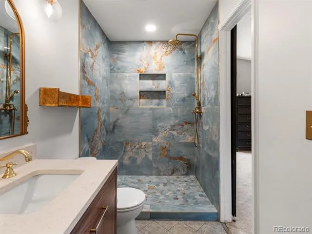 15090 Bolling Drive Denver, CO 80239