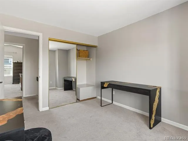 15090 Bolling Drive Denver, CO 80239