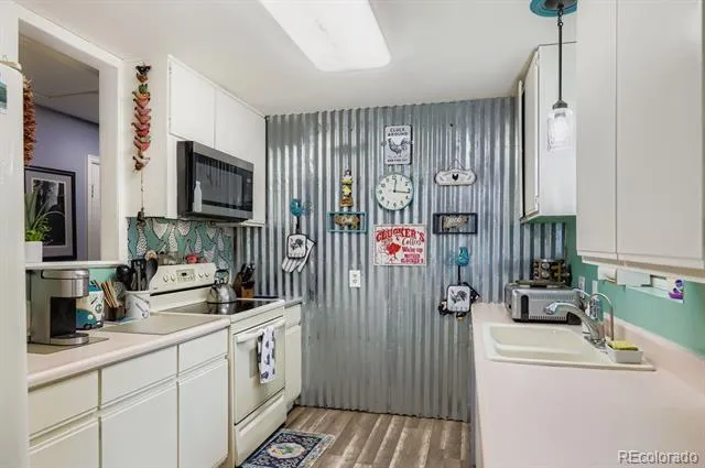 242 Todd Avenue La Salle, CO 80645