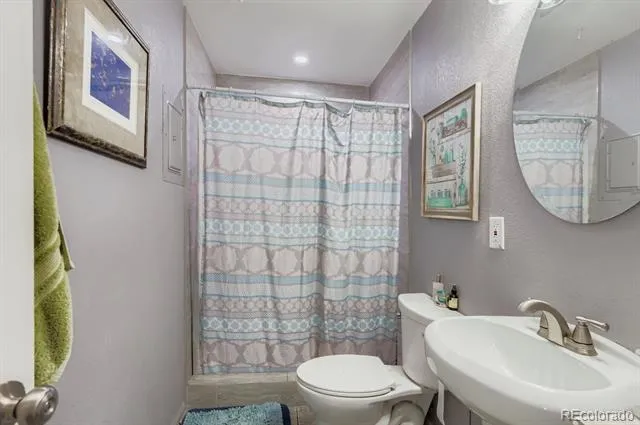 242 Todd Avenue La Salle, CO 80645