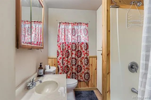 242 Todd Avenue La Salle, CO 80645