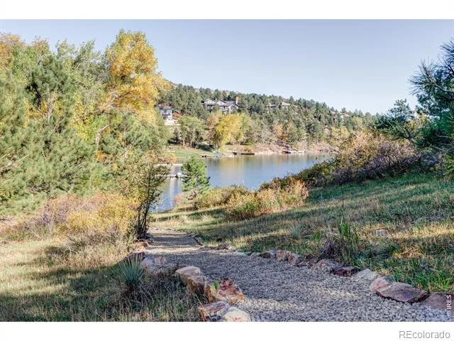2729 S Lakeridge Trail Boulder, CO 80302