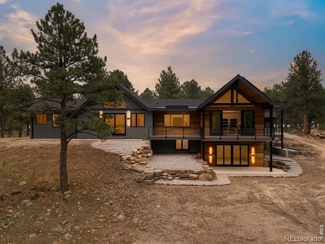 2709 S Lakeridge Trail Boulder, CO 80302