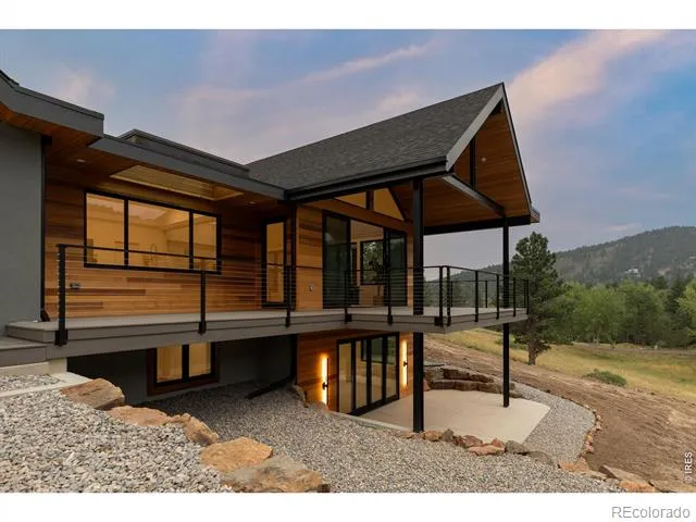 2709 S Lakeridge Trail Boulder, CO 80302