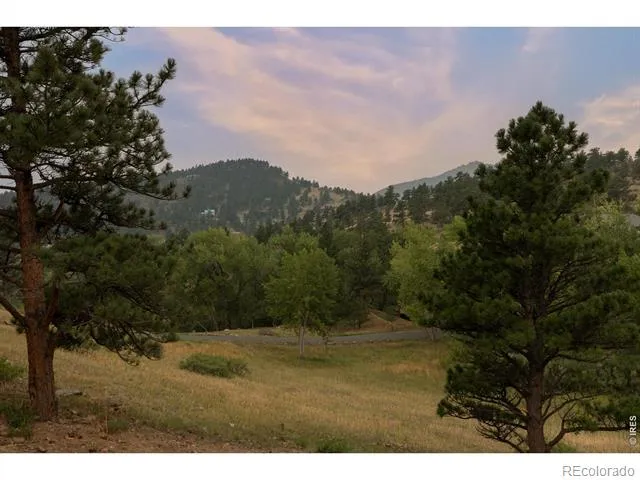 2709 S Lakeridge Trail Boulder, CO 80302