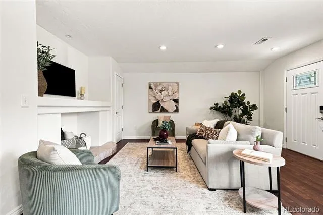 2995 Olive Street Denver, CO 80207