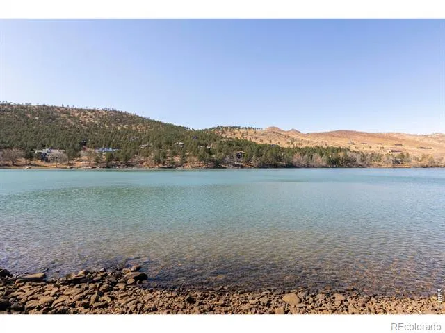2939 S Lakeridge Trail Boulder, CO 80302