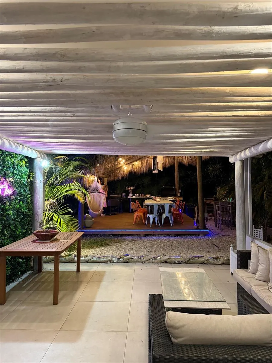 12015 NE 10 Ave Biscayne Park, FL 33161