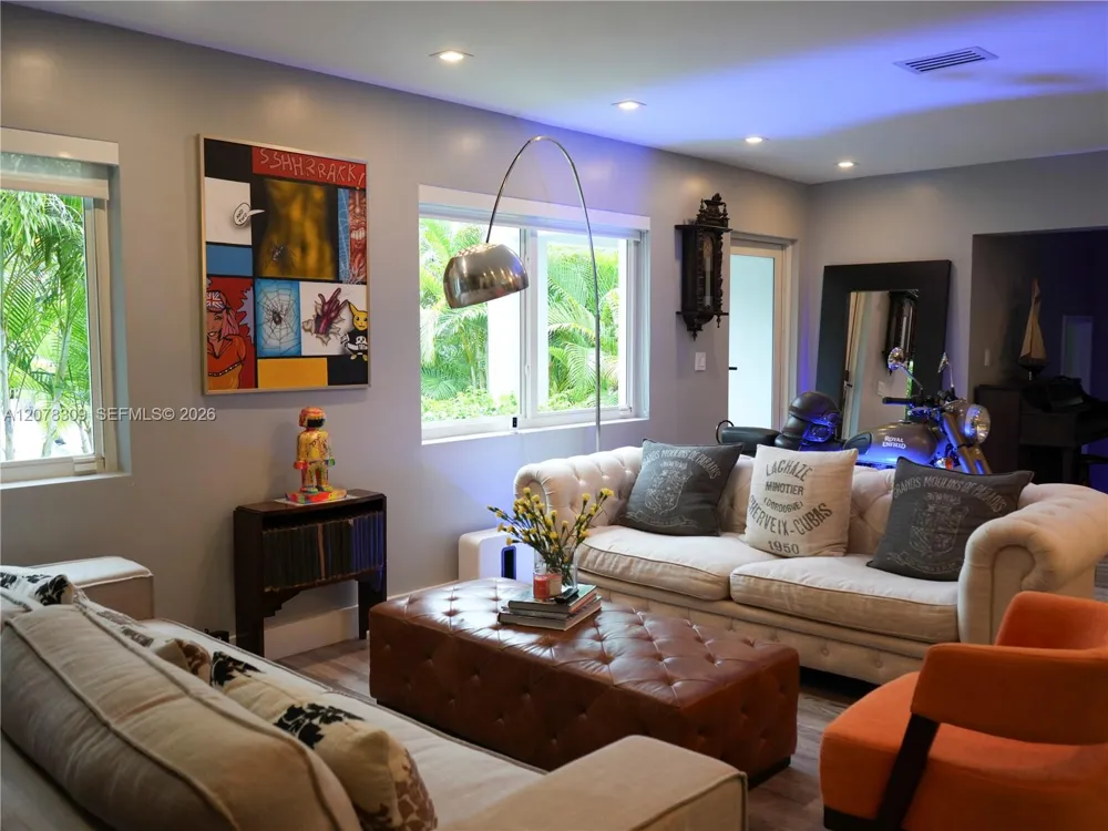 12015 NE 10 Ave Biscayne Park, FL 33161