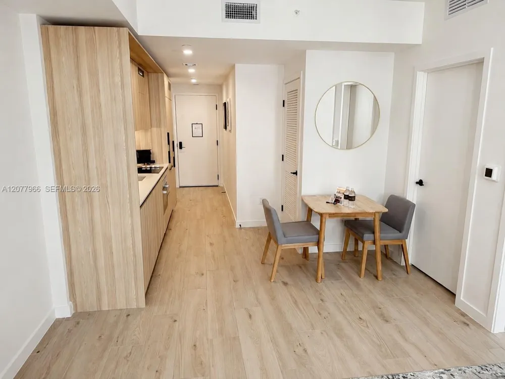 225 Miami Ave #2810 Miami, FL 33128