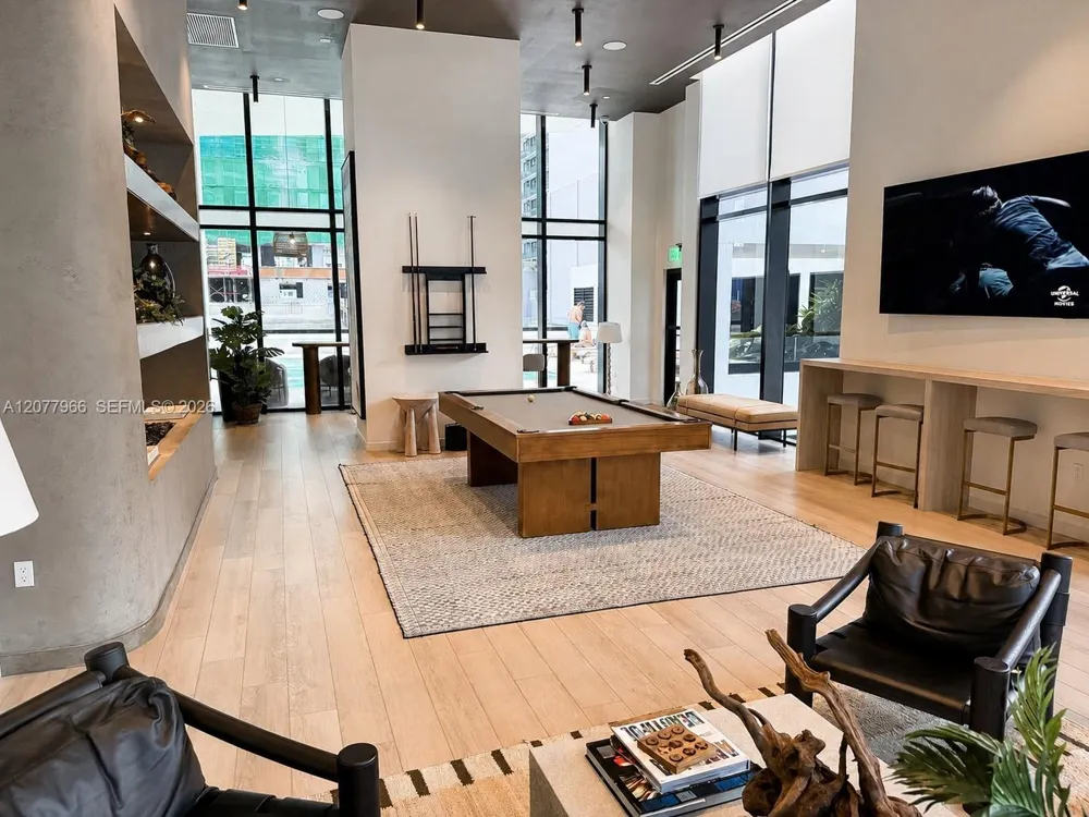 225 Miami Ave #2810 Miami, FL 33128