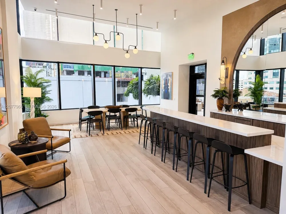 225 Miami Ave #2810 Miami, FL 33128