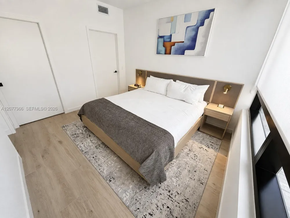 225 Miami Ave #2810 Miami, FL 33128