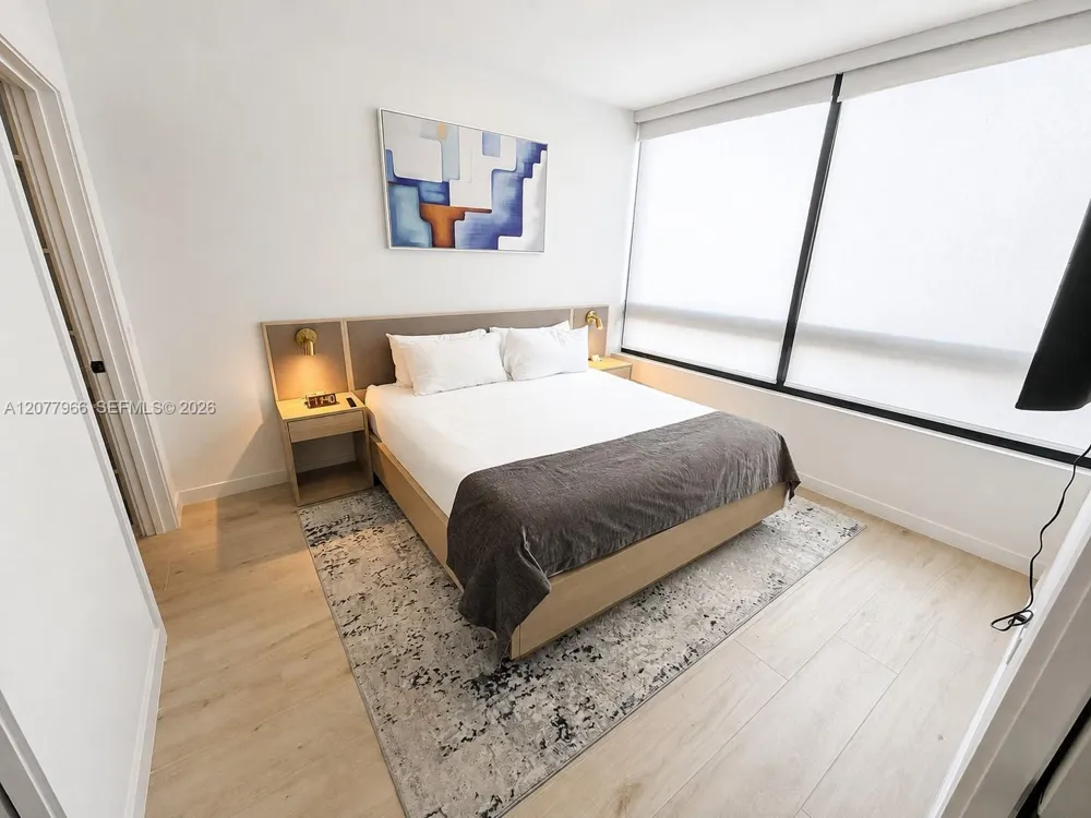 225 Miami Ave #2810 Miami, FL 33128
