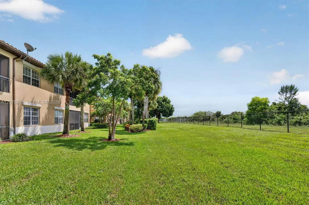 8351 NW 128th Ln #22-B Parkland, FL 33076