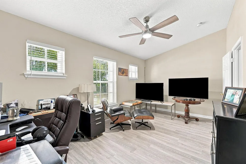 9989 PORTA LEONA LANE Boynton Beach, FL 33472