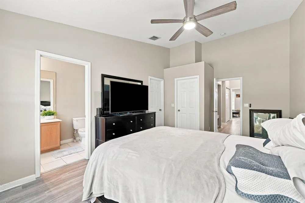 9989 PORTA LEONA LANE Boynton Beach, FL 33472
