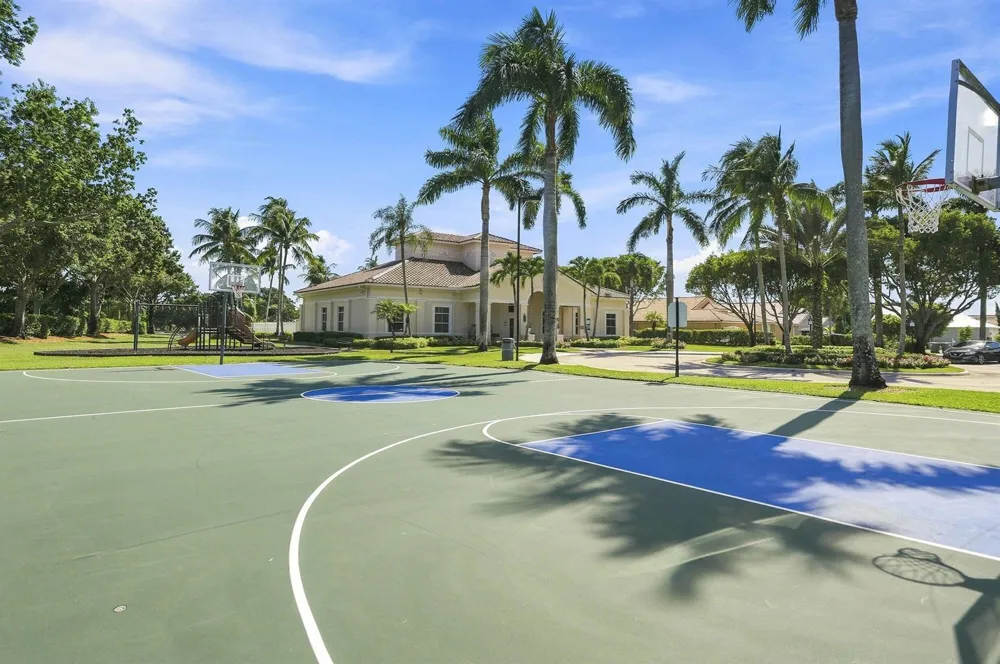 9989 PORTA LEONA LANE Boynton Beach, FL 33472