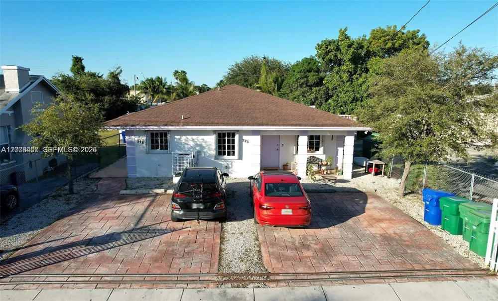 225 NW 53rd St #R Miami, FL 33127