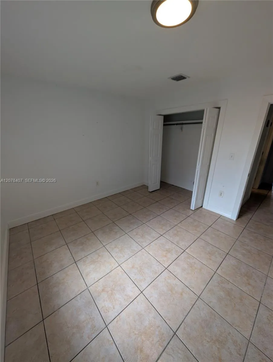 225 NW 53rd St #R Miami, FL 33127